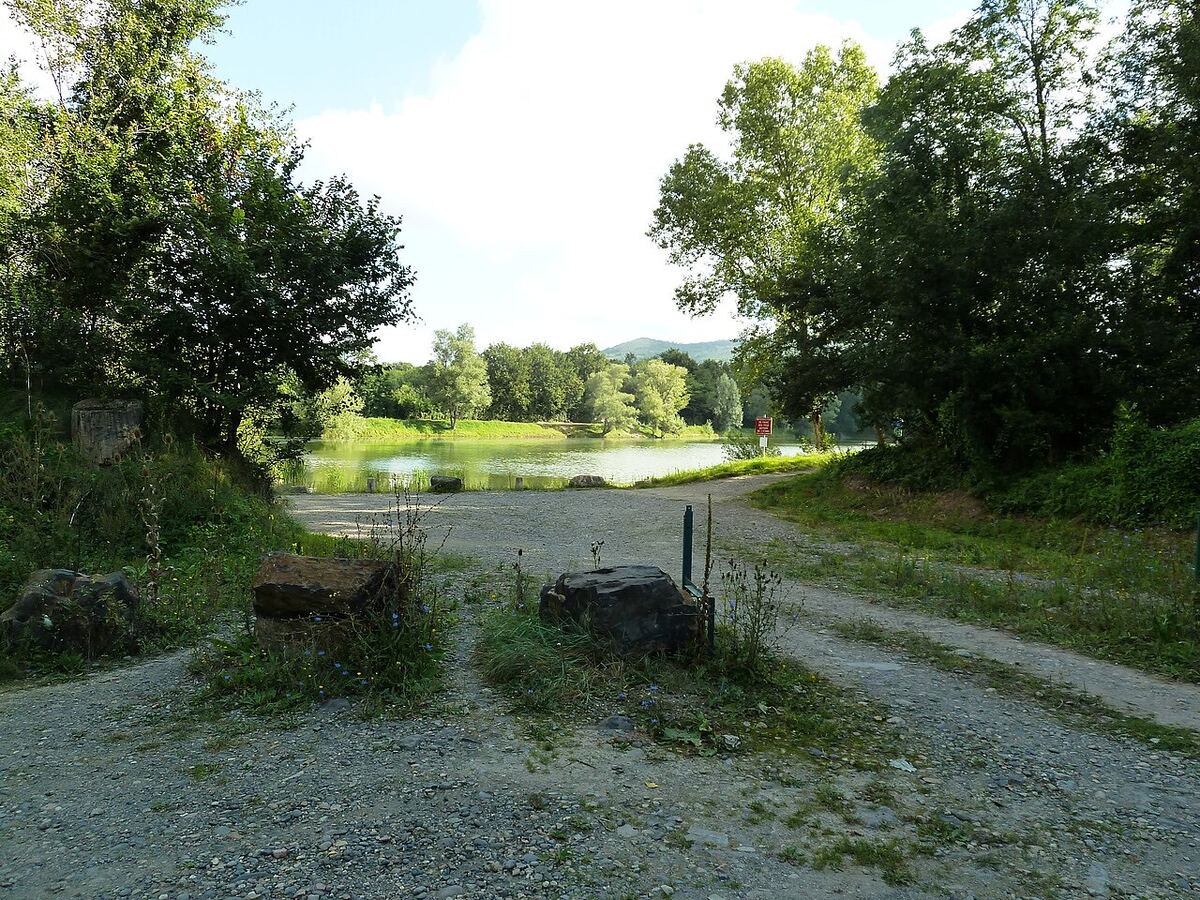 Environs de Étang des Plançons, photographiés à 393 m