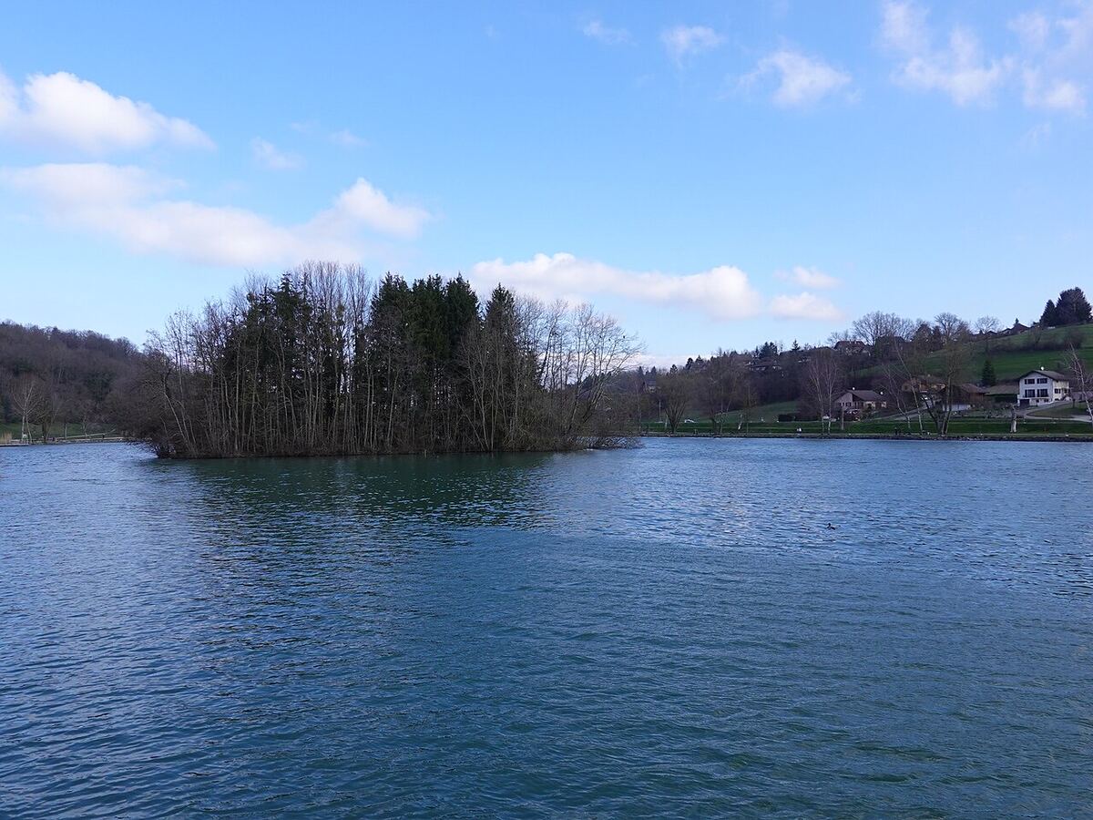 Environs de Lac de La Balme de Sillingy, photographiés à 135 m