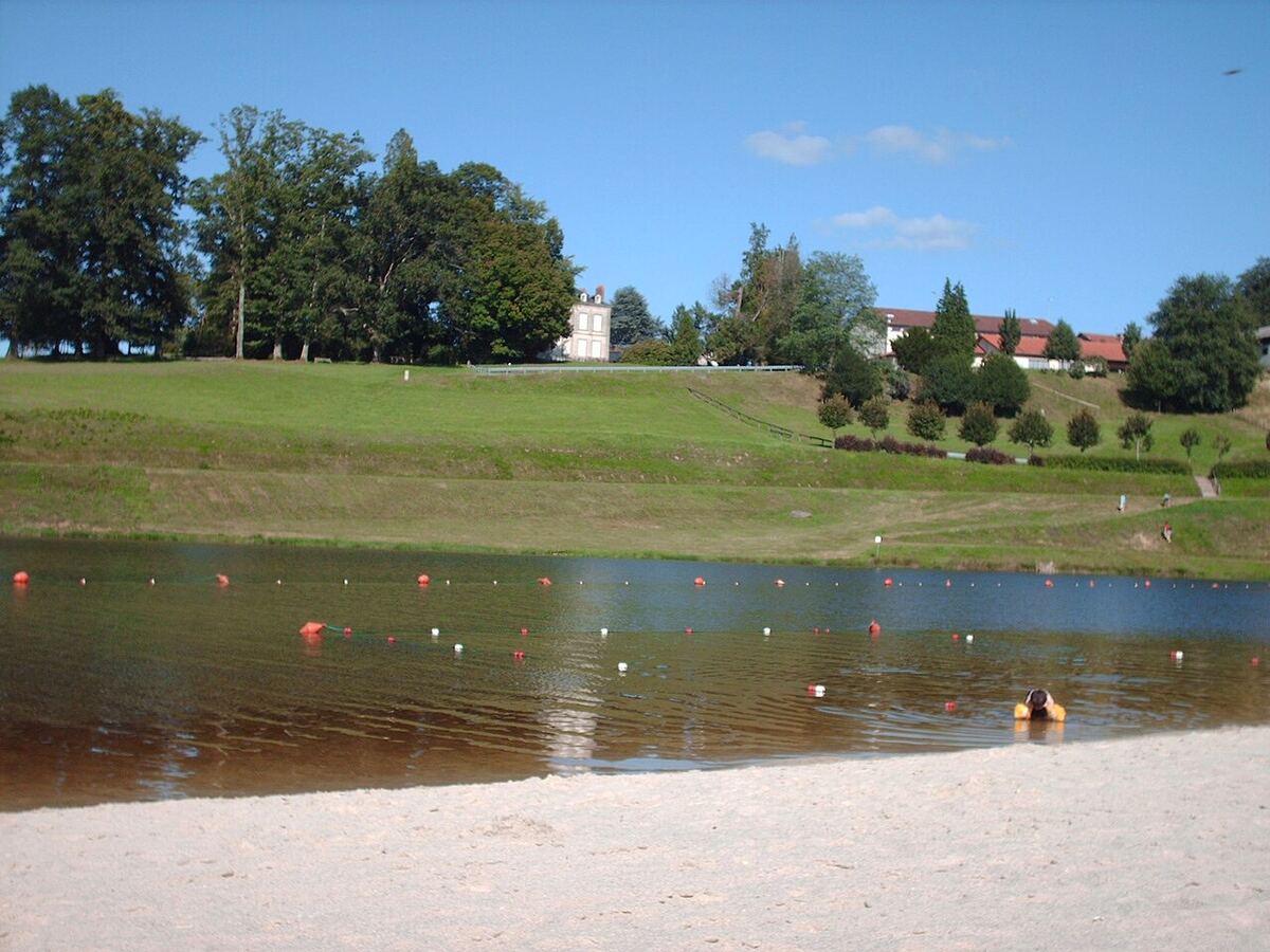 Plan d'Eau de St Martin Terressus